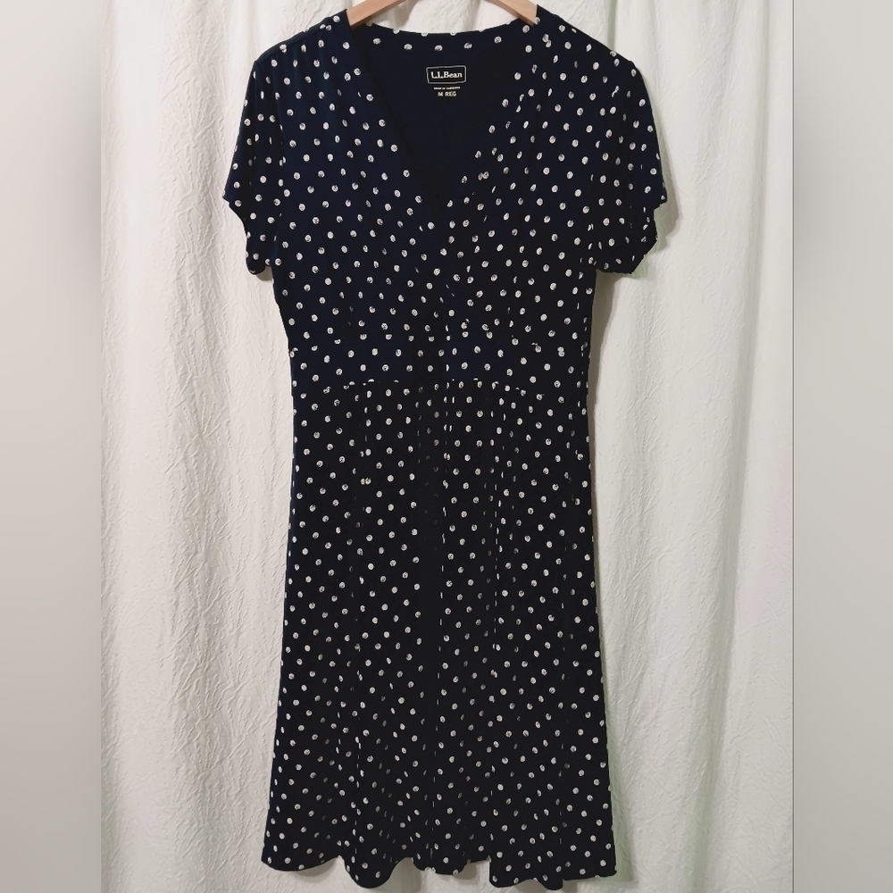 L.L.Bean Navy blue Polka dot Size M